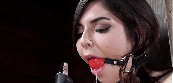  Gagged and bound sub is machine fucked